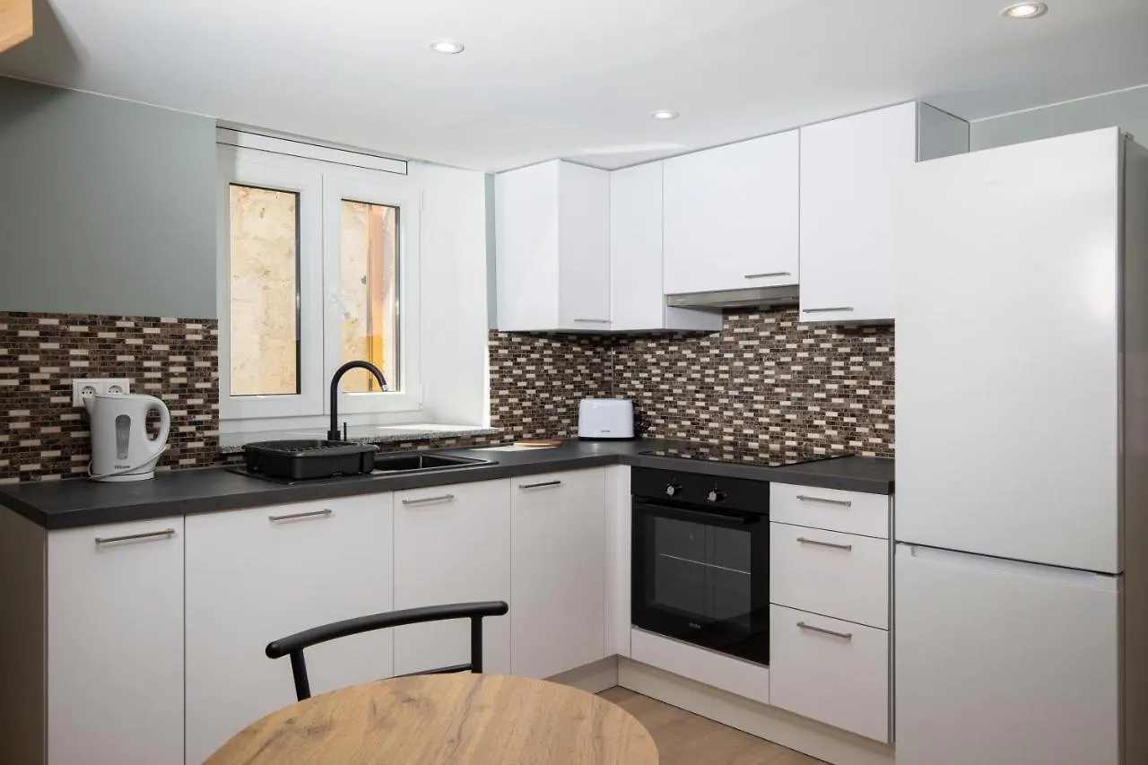 Centar City Pula Apartments 0*,